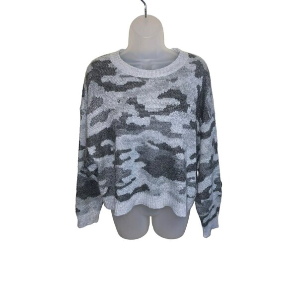 American Eagle Womens Gray Camo Knit Sweater Cropped Fit Size M Acrylic & Wool B - Picture 1 of 6